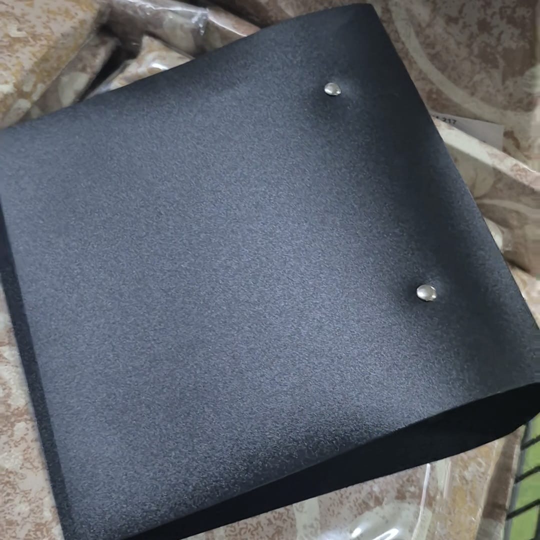 مجلد ملفات بحلقات معدنية